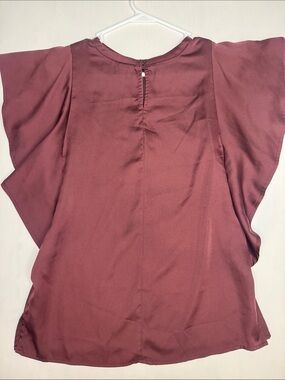 Women’s Burgundy Flutter-Sleeve Blouse